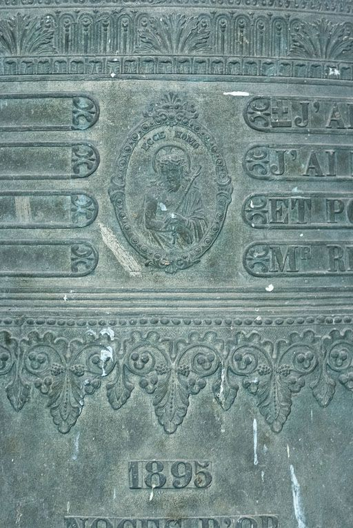 Détail de la date et de l'Ecce Homo. © Pierre-Marie Barbe-Richaud / Région Bourgogne-Franche-Comté, Inventaire du patrimoine - 2016