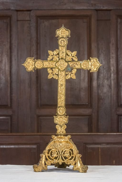 Croix : revers. © Pierre-Marie Barbe-Richaud / Région Bourgogne-Franche-Comté, Inventaire du patrimoine - 2016