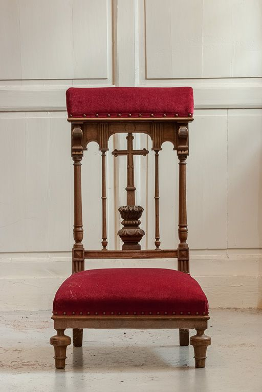 Prie-dieu. © Pierre-Marie Barbe-Richaud / Région Bourgogne-Franche-Comté, Inventaire du patrimoine - 2016