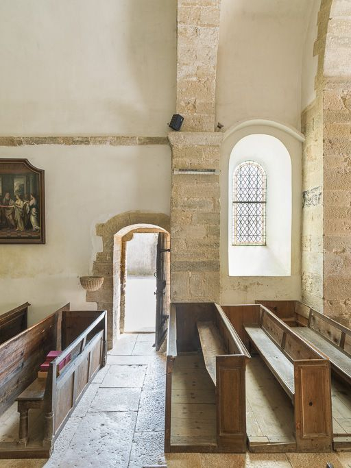 Porte latérale et baie. © Pierre-Marie Barbe-Richaud / Région Bourgogne-Franche-Comté, Inventaire du patrimoine - 2016