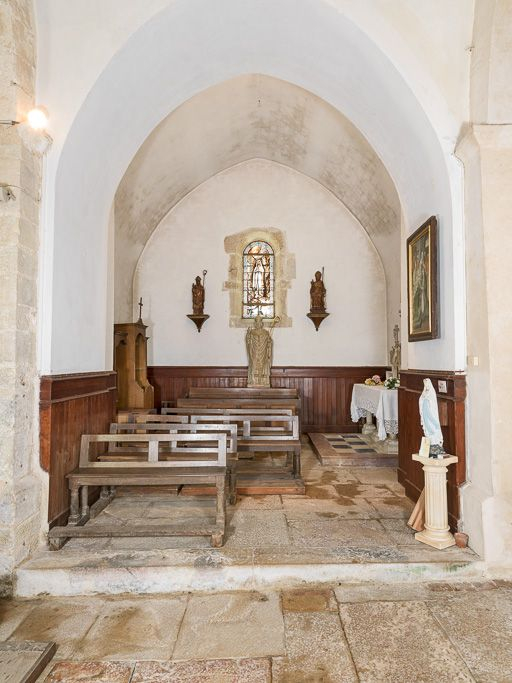 Vue rapprochée de la chapelle nord-est. © Pierre-Marie Barbe-Richaud / Région Bourgogne-Franche-Comté, Inventaire du patrimoine - 2016