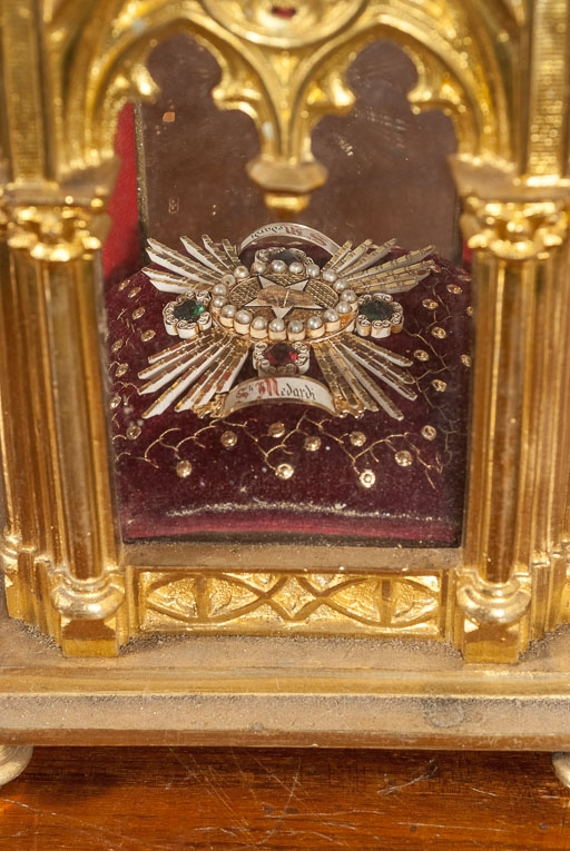 Détail des reliques de saint Médard. © Pierre-Marie Barbe-Richaud / Région Bourgogne-Franche-Comté, Inventaire du patrimoine - 2016