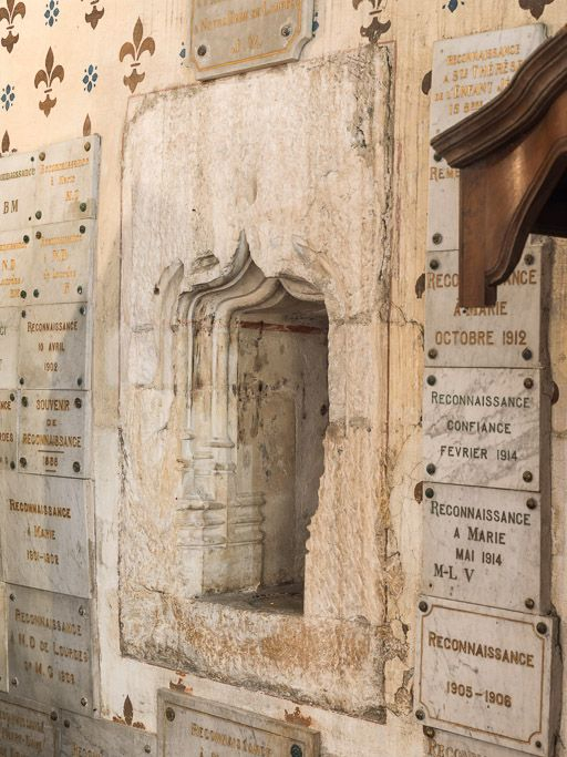 Lavabo de la chapelle sud. © Pierre-Marie Barbe-Richaud / Région Bourgogne-Franche-Comté, Inventaire du patrimoine - 2016