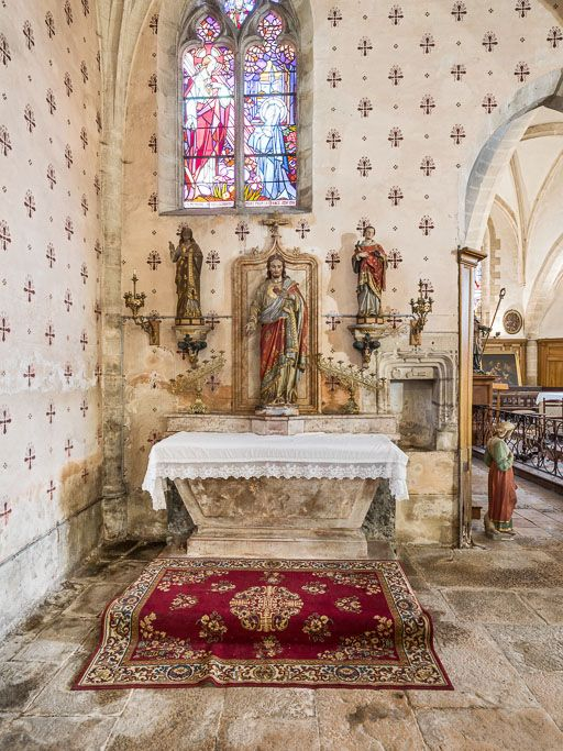 Autel de la chapelle nord. © Pierre-Marie Barbe-Richaud / Région Bourgogne-Franche-Comté, Inventaire du patrimoine - 2016