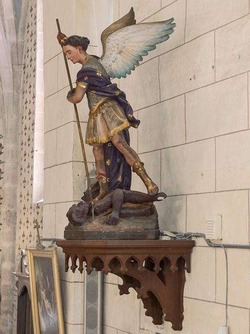 Saint Michel ailé terrassant un dragon. © Pierre-Marie Barbe-Richaud / Région Bourgogne-Franche-Comté, Inventaire du patrimoine - 2016