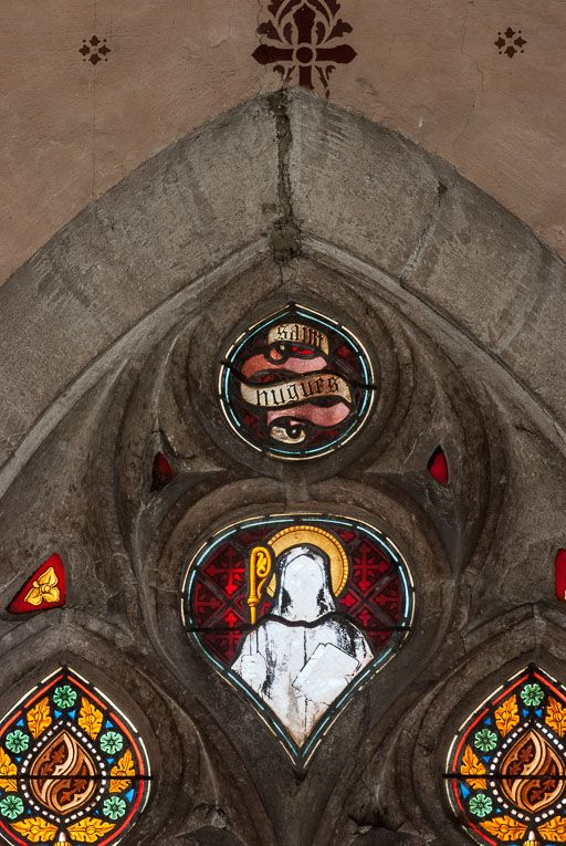 Détail de saint Hugues. © Pierre-Marie Barbe-Richaud / Région Bourgogne-Franche-Comté, Inventaire du patrimoine - 2016 Détail de saint Hugues. © Pierre-Marie Barbe-Richaud / Région Bourgogne-Franche-Comté, Inventaire du patrimoine - 2016