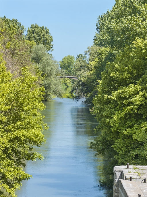 bief © Thierry Kuntz / Région Bourgogne-Franche-Comté, Inventaire du patrimoine - 2017  bief © Thierry Kuntz / Région Bourgogne-Franche-Comté, Inventaire du patrimoine - 2017