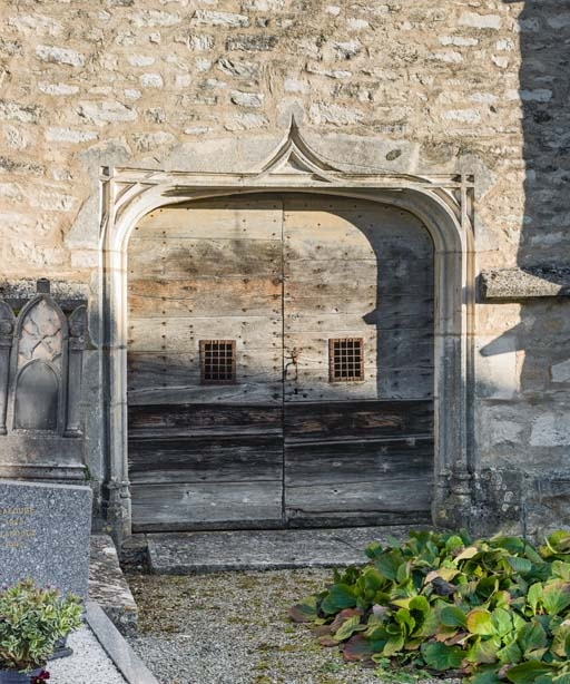 Détail du portail. © Pierre-Marie Barbe-Richaud / Région Bourgogne-Franche-Comté, Inventaire du patrimoine - 2017 Détail du portail. © Pierre-Marie Barbe-Richaud / Région Bourgogne-Franche-Comté, Inventaire du patrimoine - 2017