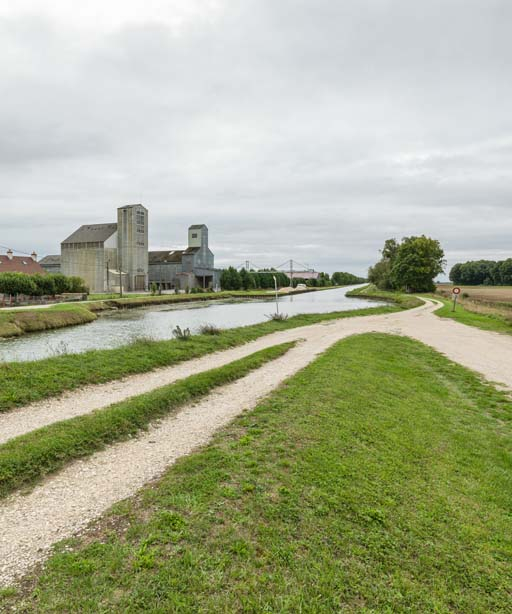 Vue d'ensemble de la gare d'eau. © Pierre-Marie Barbe-Richaud / Région Bourgogne-Franche-Comté, Inventaire du patrimoine - 2017