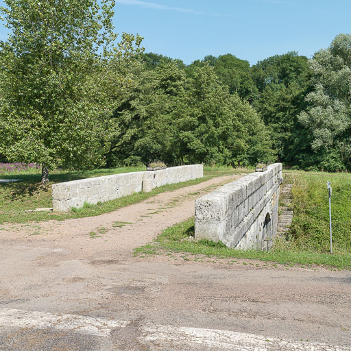 Vue du pont. © Pierre-Marie Barbe-Richaud / Région Bourgogne-Franche-Comté, Inventaire du patrimoine - 2017