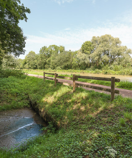 Vue de l'aqueduc. © Pierre-Marie Barbe-Richaud / Région Bourgogne-Franche-Comté, Inventaire du patrimoine - 2017