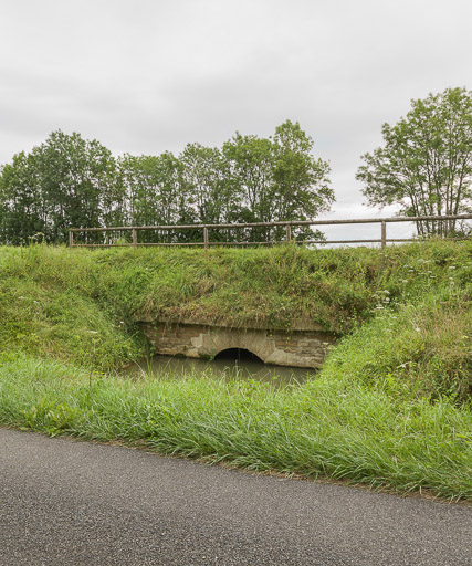 Vue de l'aqueduc. © Pierre-Marie Barbe-Richaud / Région Bourgogne-Franche-Comté, Inventaire du patrimoine - 2017