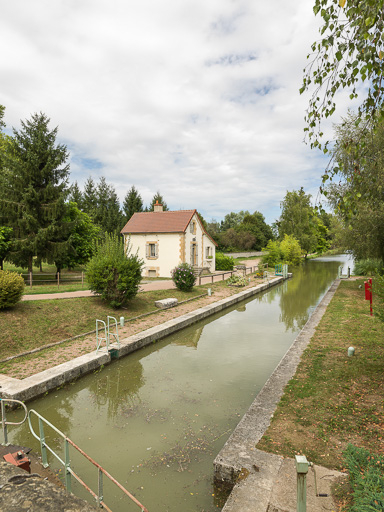 Vue du site. © Pierre-Marie Barbe-Richaud / Région Bourgogne-Franche-Comté, Inventaire du patrimoine - 2017
