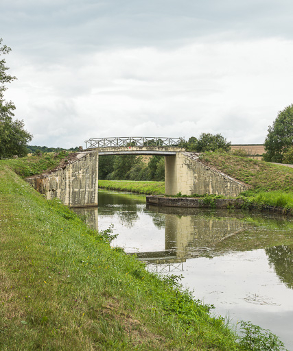 Vue d'ensemble. © Pierre-Marie Barbe-Richaud / Région Bourgogne-Franche-Comté, Inventaire du patrimoine - 2017