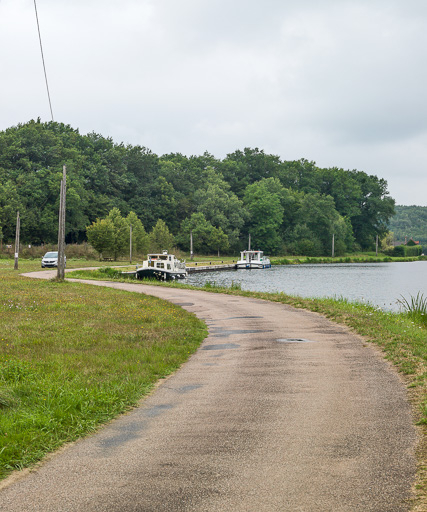 Vue du port. © Pierre-Marie Barbe-Richaud / Région Bourgogne-Franche-Comté, Inventaire du patrimoine - 2017