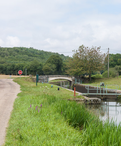 Vue d'ensemble du site. © Pierre-Marie Barbe-Richaud / Région Bourgogne-Franche-Comté, Inventaire du patrimoine - 2017