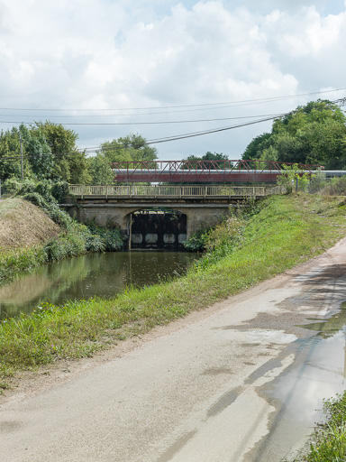 Vue d'ensemble du pont. © Pierre-Marie Barbe-Richaud / Région Bourgogne-Franche-Comté, Inventaire du patrimoine - 2017