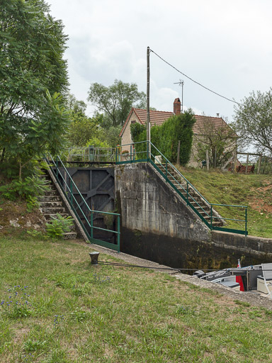 Vue du second sas. © Pierre-Marie Barbe-Richaud / Région Bourgogne-Franche-Comté, Inventaire du patrimoine - 2017