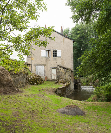 Vue du moulin. © Pierre-Marie Barbe-Richaud / Région Bourgogne-Franche-Comté, Inventaire du patrimoine - 2017