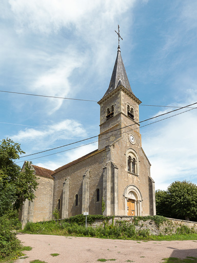 Vue de l'église. © Pierre-Marie Barbe-Richaud / Région Bourgogne-Franche-Comté, Inventaire du patrimoine - 2017