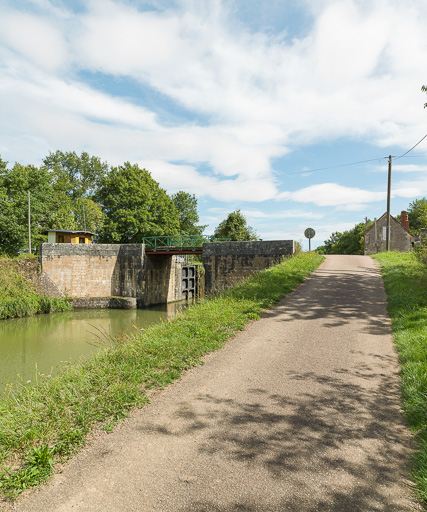 Vue du site. © Pierre-Marie Barbe-Richaud / Région Bourgogne-Franche-Comté, Inventaire du patrimoine - 2017