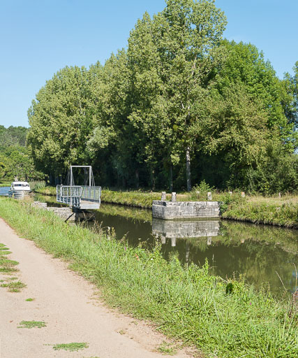 Vue du site. © Pierre-Marie Barbe-Richaud / Région Bourgogne-Franche-Comté, Inventaire du patrimoine - 2017