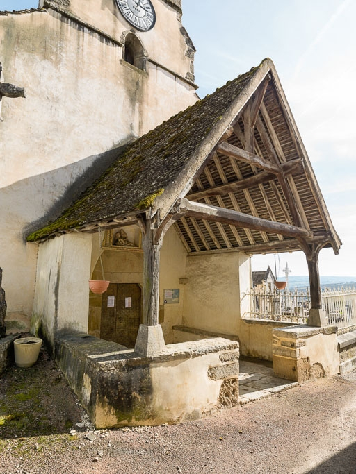 Porche. © Pierre-Marie Barbe-Richaud / Région Bourgogne-Franche-Comté, Inventaire du patrimoine - 2017