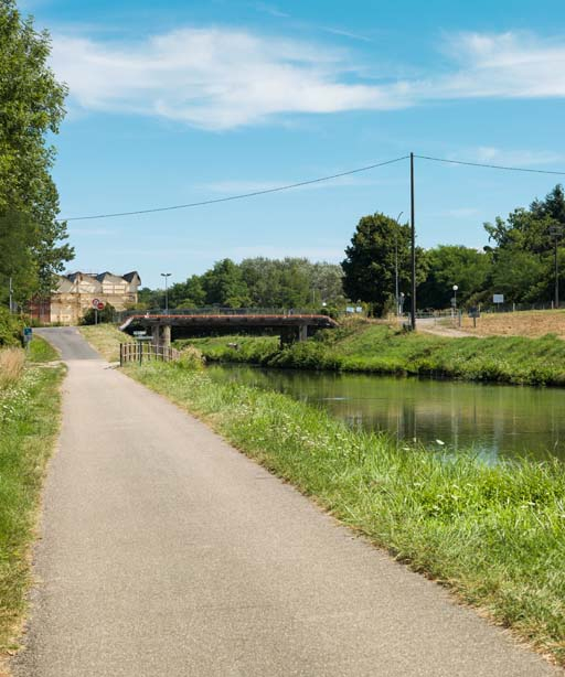 Vue d'ensemble du pont. © Pierre-Marie Barbe-Richaud / Région Bourgogne-Franche-Comté, Inventaire du patrimoine - 2017