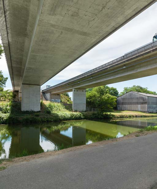 VUe rapprochée du pont. © Pierre-Marie Barbe-Richaud / Région Bourgogne-Franche-Comté, Inventaire du patrimoine - 2017