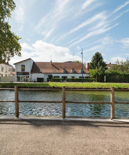 Vue actuelle de l'ancien emplacement de l'aqueduc. © Pierre-Marie Barbe-Richaud / Région Bourgogne-Franche-Comté, Inventaire du patrimoine - 2017