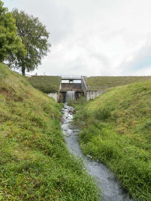 Vue de la rigole. © Pierre-Marie Barbe-Richaud / Région Bourgogne-Franche-Comté, Inventaire du patrimoine - 2017