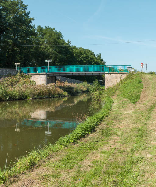 Vue d'ensemble du pont. © Pierre-Marie Barbe-Richaud / Région Bourgogne-Franche-Comté, Inventaire du patrimoine - 2017