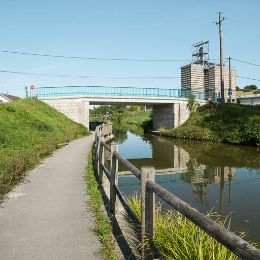Vue d'ensemble du pont. © Pierre-Marie Barbe-Richaud / Région Bourgogne-Franche-Comté, Inventaire du patrimoine - 2017