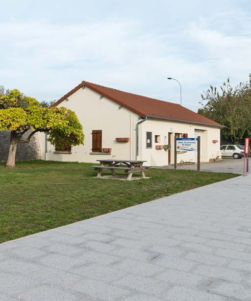 Vue d'ensemble de la maison de garde. © Pierre-Marie Barbe-Richaud / Région Bourgogne-Franche-Comté, Inventaire du patrimoine - 2017
