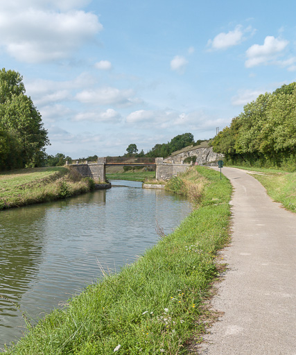 Vue du site. © Pierre-Marie Barbe-Richaud / Région Bourgogne-Franche-Comté, Inventaire du patrimoine - 2017
