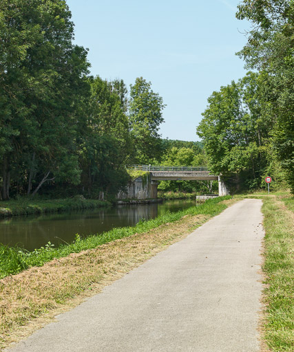 Vue du site. © Pierre-Marie Barbe-Richaud / Région Bourgogne-Franche-Comté, Inventaire du patrimoine - 2017