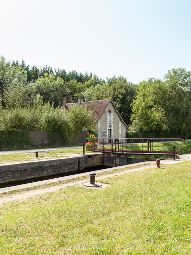 Vue du site d'écluse. © Pierre-Marie Barbe-Richaud / Région Bourgogne-Franche-Comté, Inventaire du patrimoine - 2017