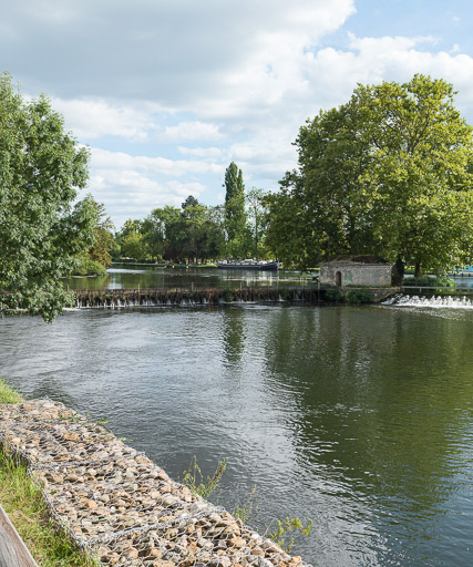 Vue du barrage. © Pierre-Marie Barbe-Richaud / Région Bourgogne-Franche-Comté, Inventaire du patrimoine - 2017