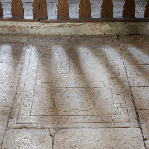 Vue d'ensemble de la dalle 4. © Pierre-Marie Barbe-Richaud / Région Bourgogne-Franche-Comté, Inventaire du patrimoine - 2018