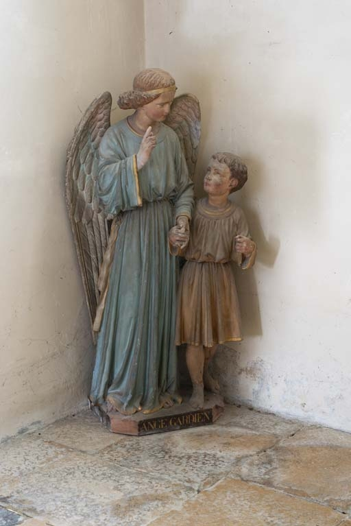 Statue d'un ange gardien, chapelle sud. © Pierre-Marie Barbe-Richaud / Région Bourgogne-Franche-Comté, Inventaire du patrimoine - 2018