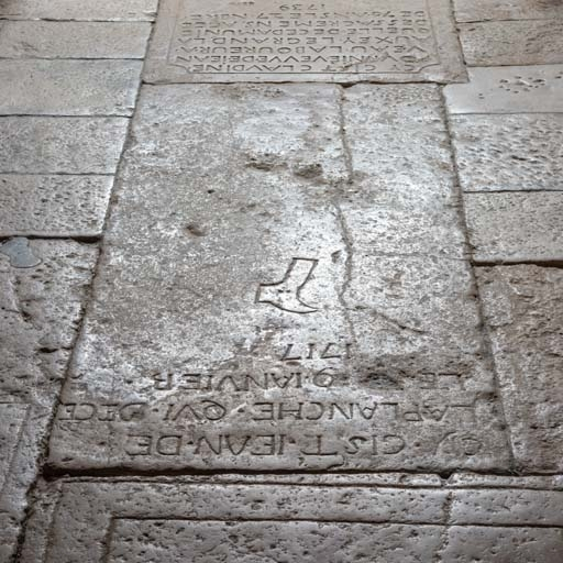 Dalle 2 : vue d'ensemble. © Pierre-Marie Barbe-Richaud / Région Bourgogne-Franche-Comté, Inventaire du patrimoine - 2018