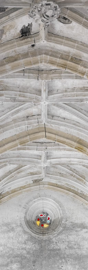 Intérieur de la chapelle : voûtes de la nef et oculus de la façade. © Thierry Kuntz / Région Bourgogne-Franche-Comté, Inventaire du patrimoine - 2018