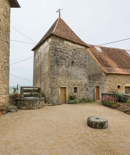 20187100003NUC2A © Pierre-Marie Barbe-Richaud / Région Bourgogne-Franche-Comté, Inventaire du patrimoine - 2018 20187100003NUC2A © Pierre-Marie Barbe-Richaud / Région Bourgogne-Franche-Comté, Inventaire du patrimoine - 2018