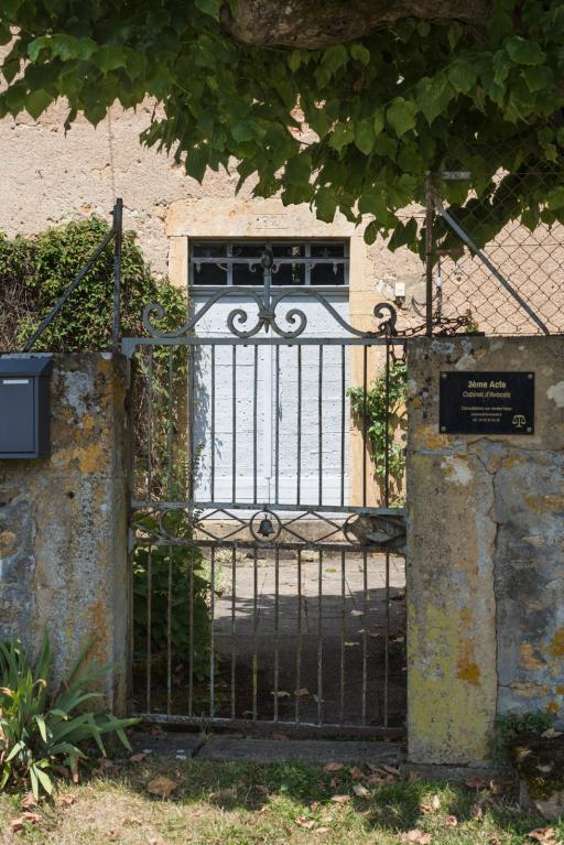 portail © Pierre-Marie Barbe-Richaud / Région Bourgogne-Franche-Comté, Inventaire du patrimoine - 2018 portail © Pierre-Marie Barbe-Richaud / Région Bourgogne-Franche-Comté, Inventaire du patrimoine - 2018