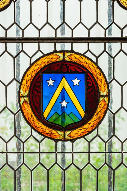 Détail, médaillon central. © Pierre-Marie Barbe-Richaud / Région Bourgogne-Franche-Comté, Inventaire du patrimoine - 2019