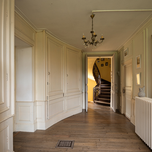 demeure © Pierre-Marie Barbe-Richaud / Région Bourgogne-Franche-Comté, Inventaire du patrimoine - 2019 demeure © Pierre-Marie Barbe-Richaud / Région Bourgogne-Franche-Comté, Inventaire du patrimoine - 2019