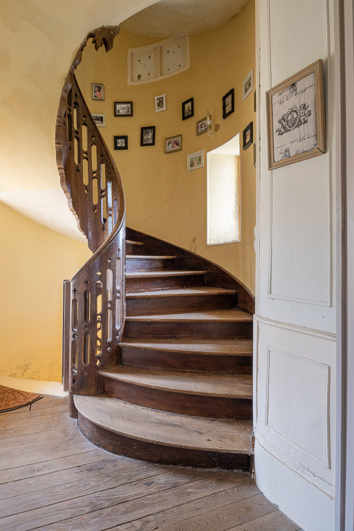 demeure © Pierre-Marie Barbe-Richaud / Région Bourgogne-Franche-Comté, Inventaire du patrimoine - 2019 demeure © Pierre-Marie Barbe-Richaud / Région Bourgogne-Franche-Comté, Inventaire du patrimoine - 2019