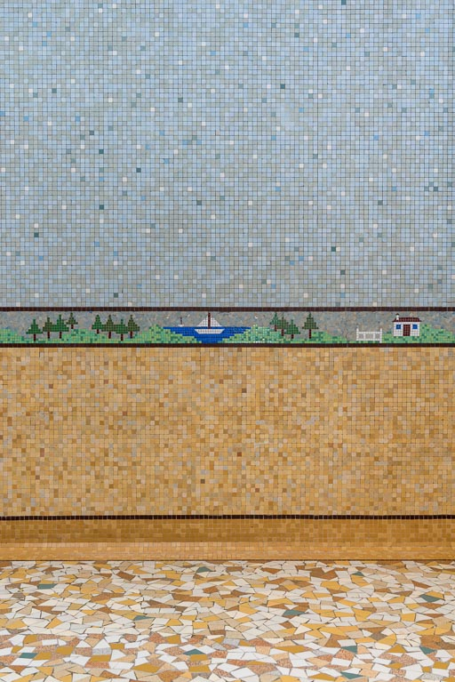 Salle d'inhalation des enfants, décor d'un mur. © Pierre-Marie Barbe-Richaud / Région Bourgogne-Franche-Comté, Inventaire du patrimoine - 2019 Salle d'inhalation des enfants, décor d'un mur. © Pierre-Marie Barbe-Richaud / Région Bourgogne-Franche-Comté, Inventaire du patrimoine - 2019