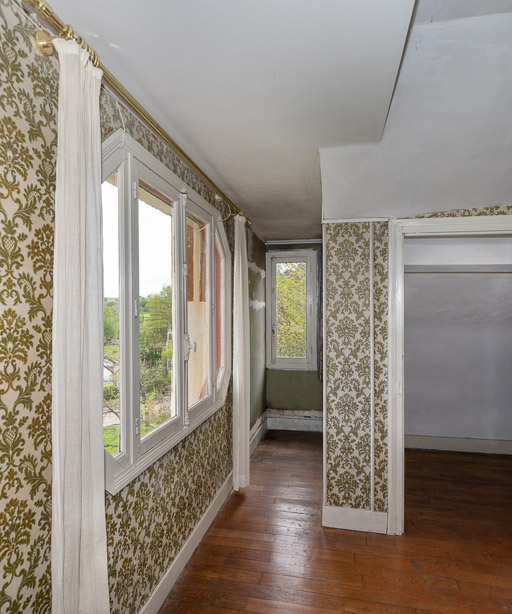 demeure © Pierre-Marie Barbe-Richaud / Région Bourgogne-Franche-Comté, Inventaire du patrimoine - 2019 demeure © Pierre-Marie Barbe-Richaud / Région Bourgogne-Franche-Comté, Inventaire du patrimoine - 2019