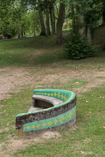 banc de jardin © Pierre-Marie Barbe-Richaud / Région Bourgogne-Franche-Comté, Inventaire du patrimoine - 2019